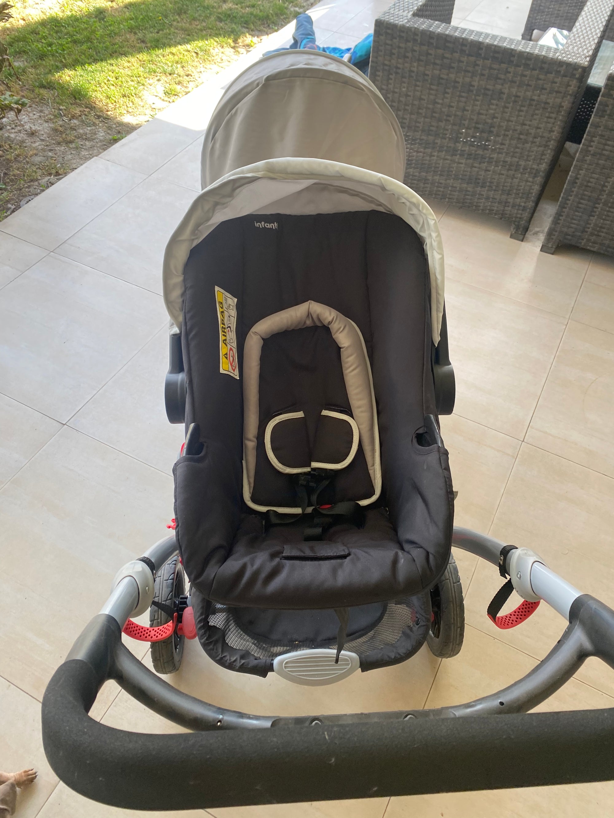 (#PG5435) Coche Travel System modelo Infanti Duo Ride S813 gris . Marca Infanti