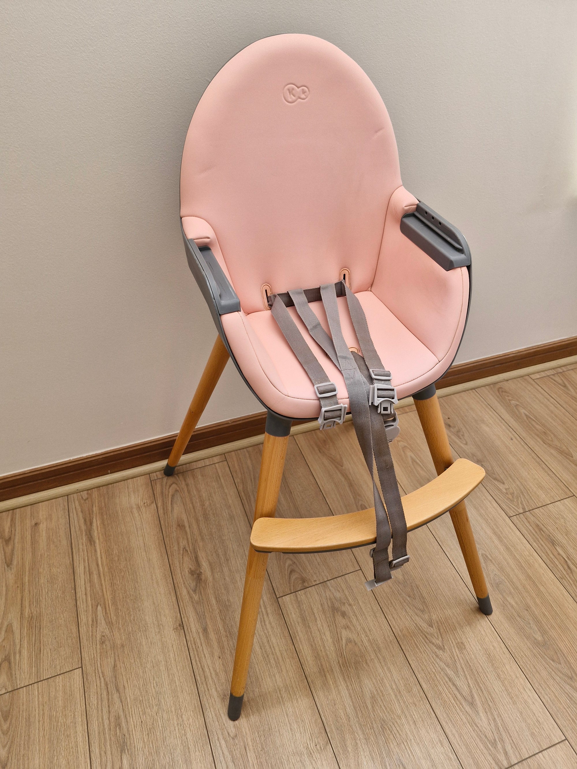 (#PG4226) Silla para comer 2 en 1 modelo Fini rosado. Marca Kinderkraft