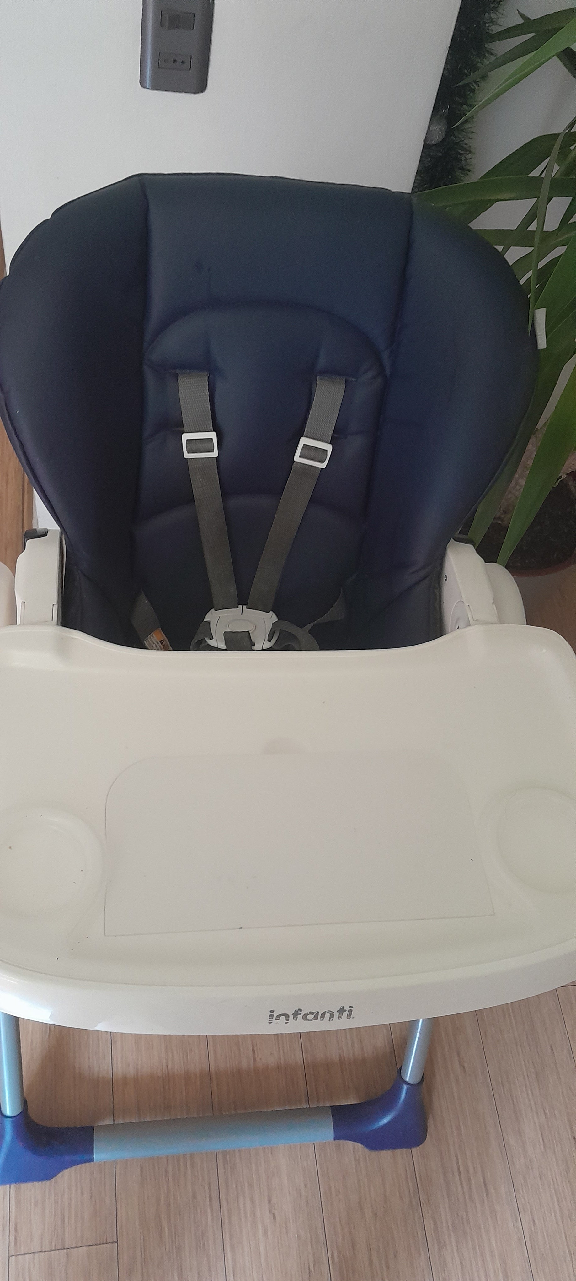 (#PG4287) Silla de comer modelo Smart Food Marin. Marca Infanti