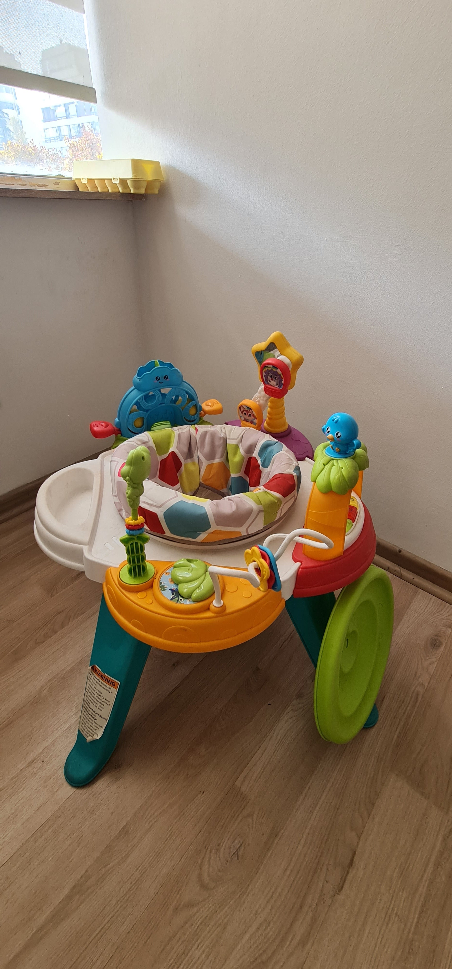 (#PG4703) Centro de actividades con luces y sonidos. Marca Winfun