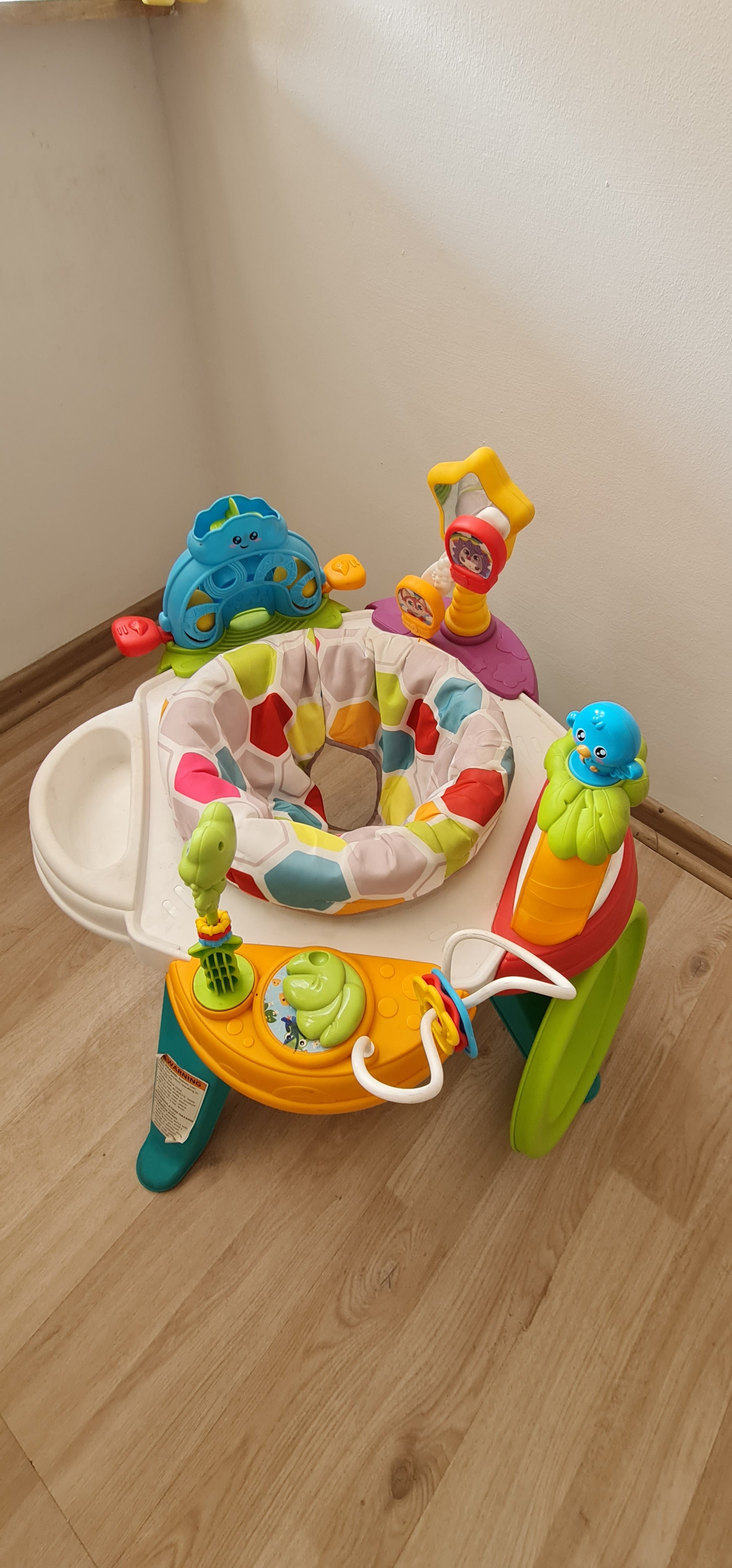 (#PG4703) Centro de actividades con luces y sonidos. Marca Winfun