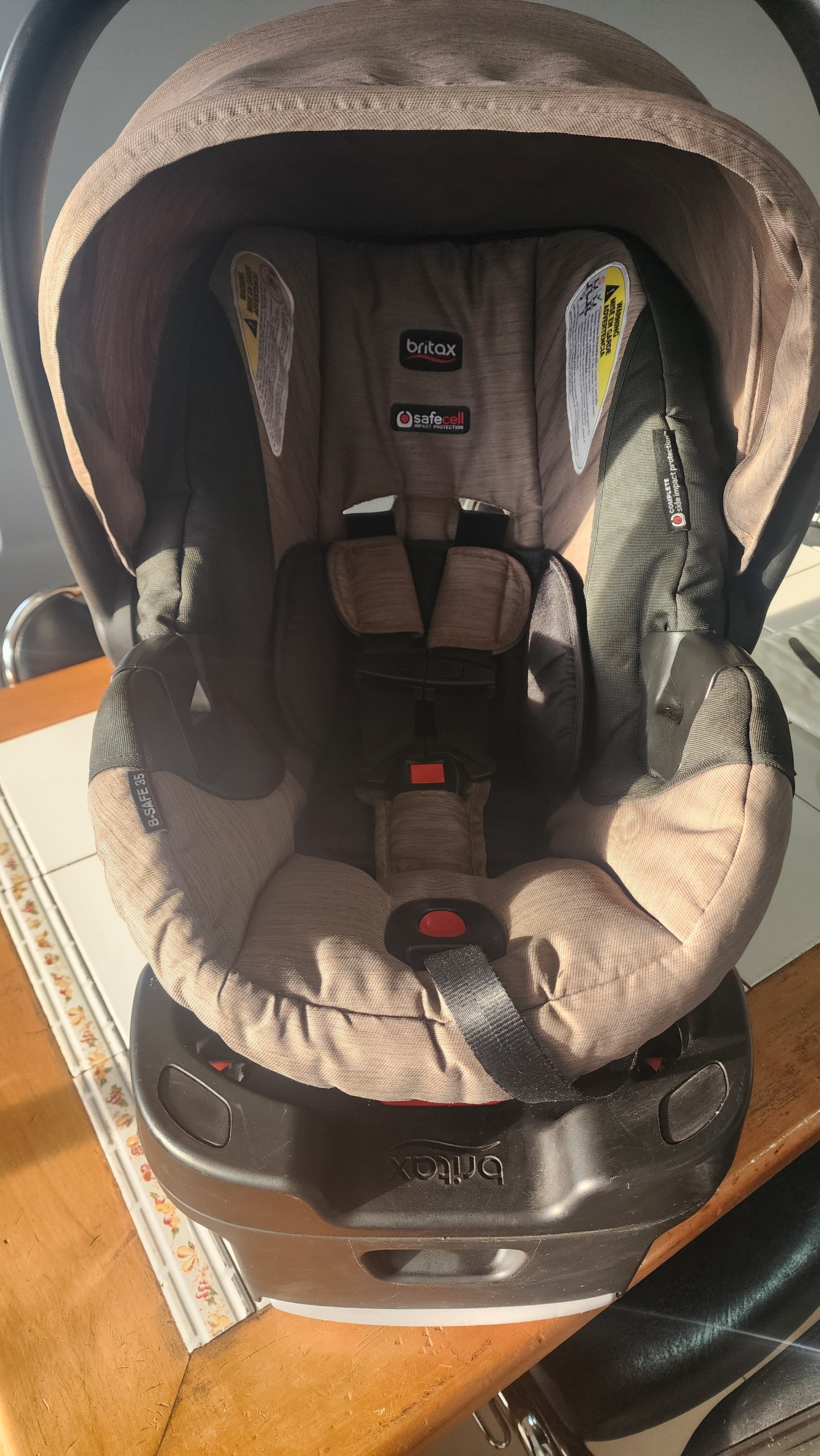 (#PG4831) Silla de auto modelo B-Safe 35. Marca Britax