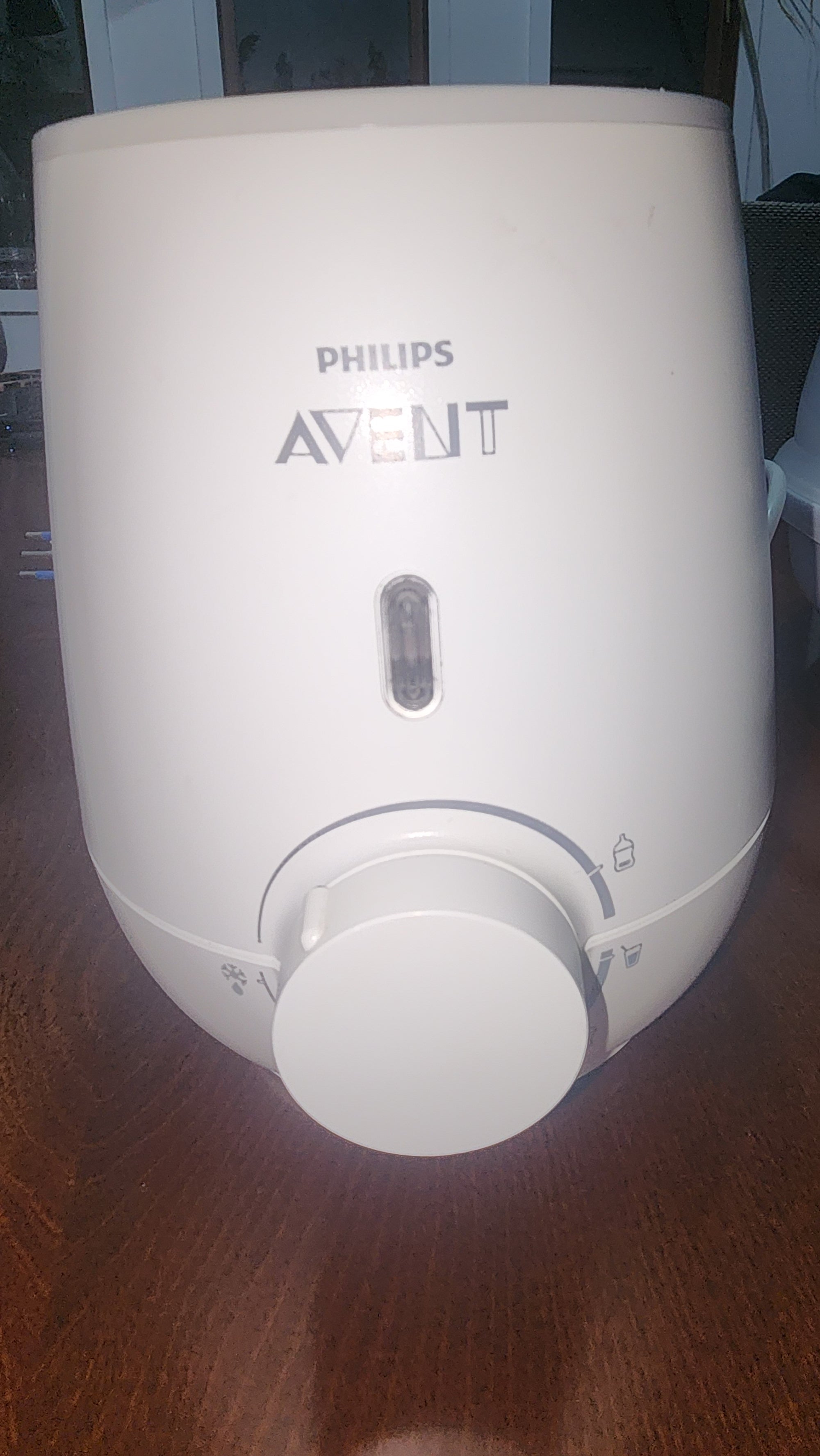(#PG4837) Calentador + Esterilizador de mamaderas. Marca Philips Avent