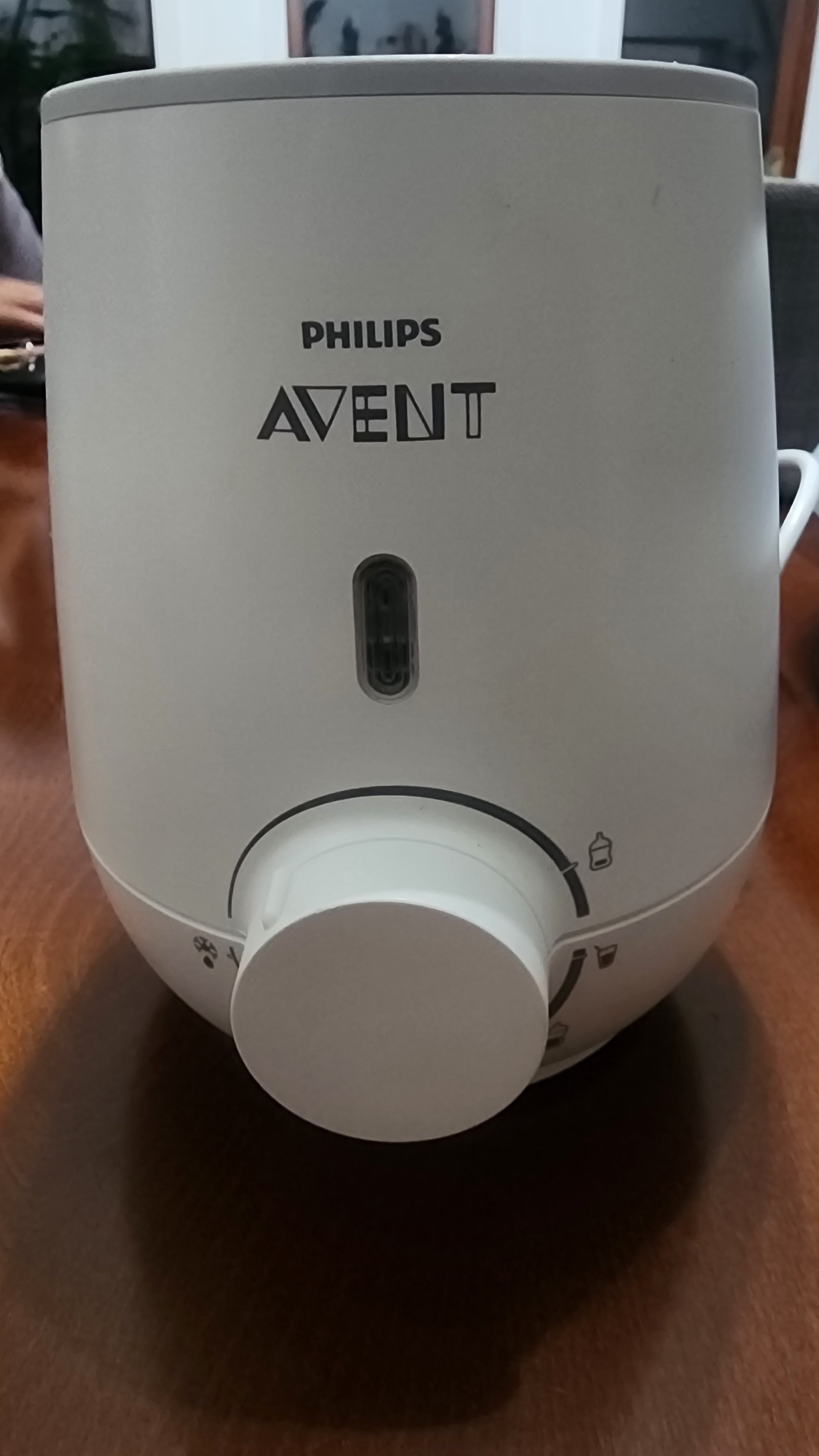 (#PG4837) Calentador + Esterilizador de mamaderas. Marca Philips Avent