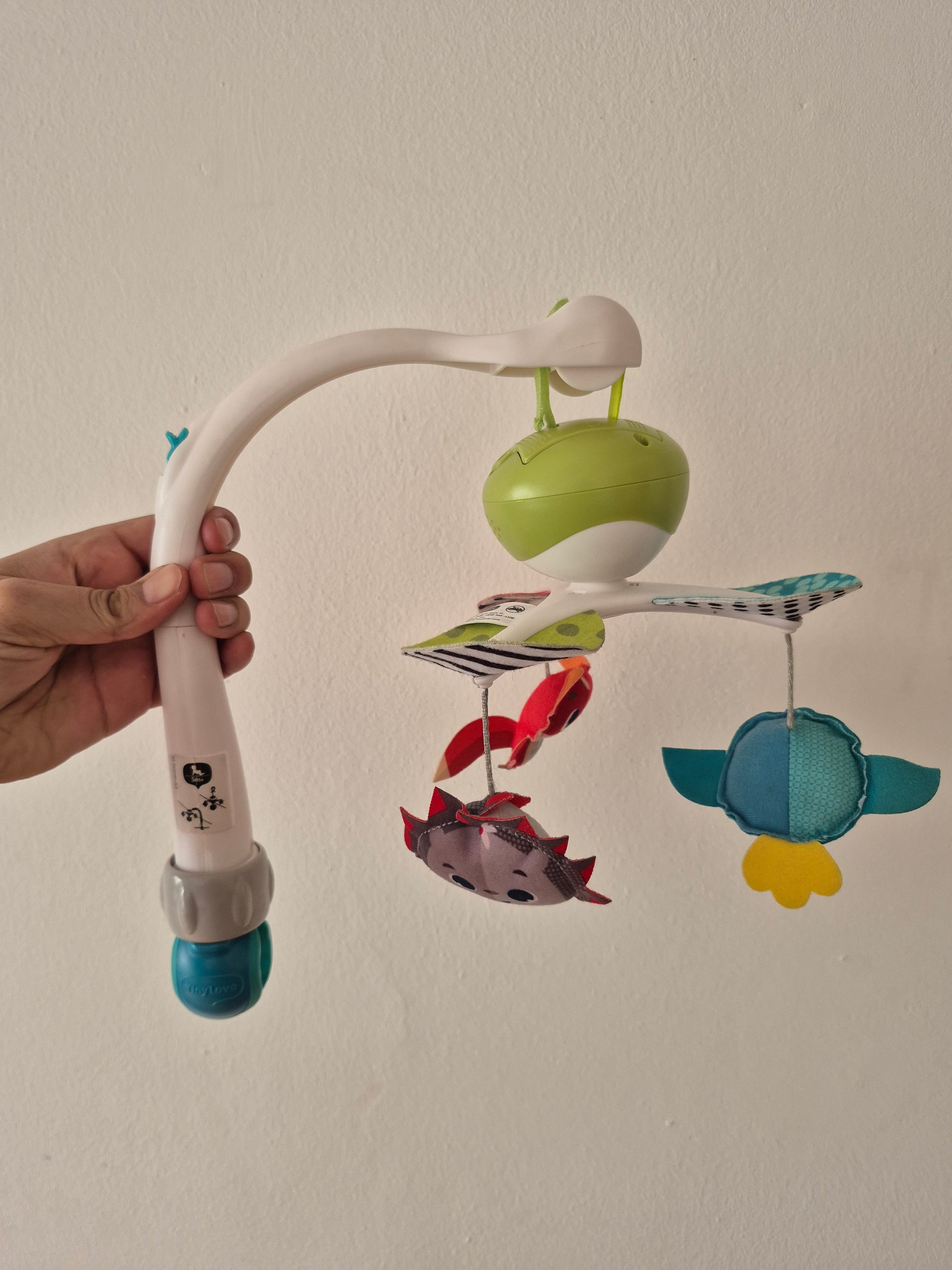 (#PG5149) Móvil modelo Take Along Meadow Days. Marca Tiny Love