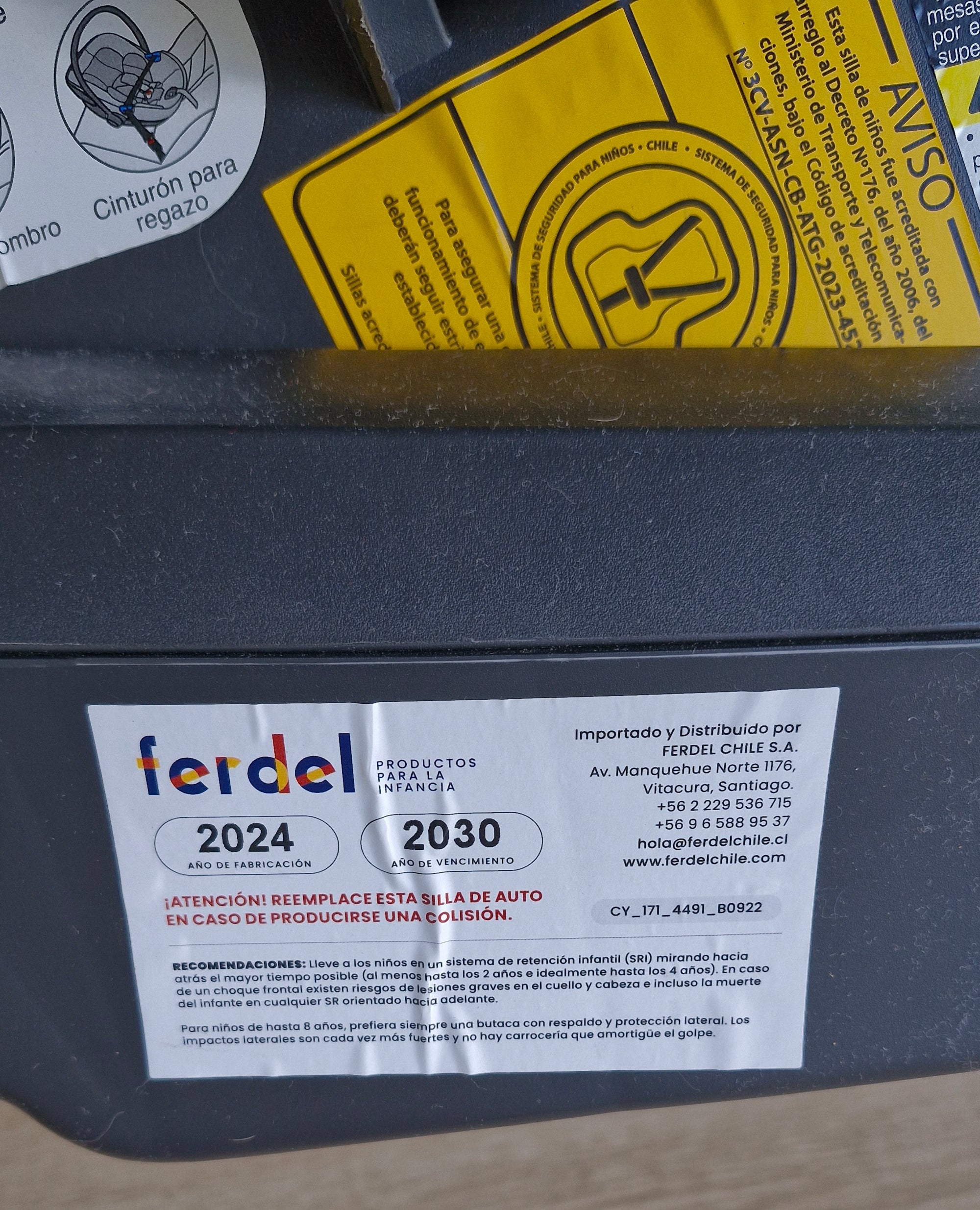 (#PG5446) Silla nido de auto modelo Aton G + Base. Marca Cybex