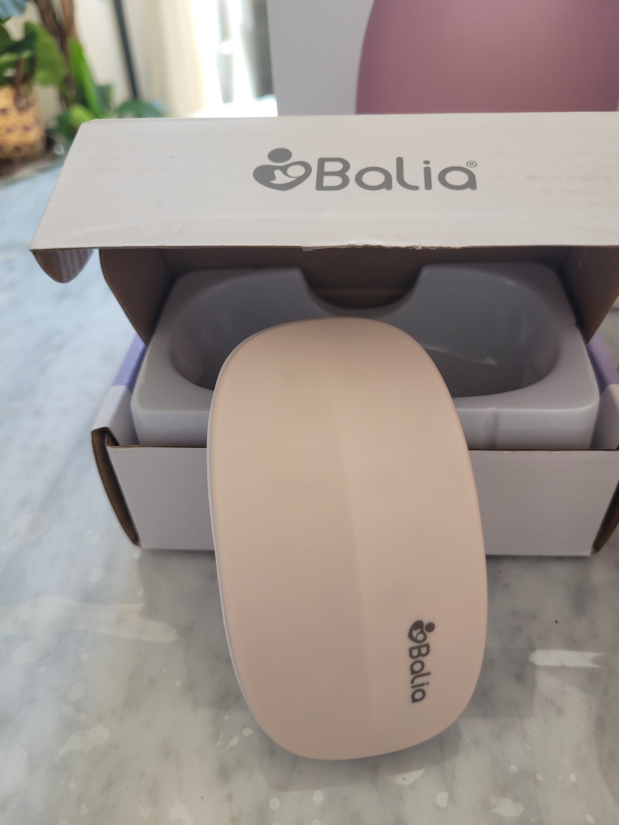 (#PG5135) Extractor de leche doble eléctrico + Masajeador de lactancia color rosado. Marca Supermom y Balia