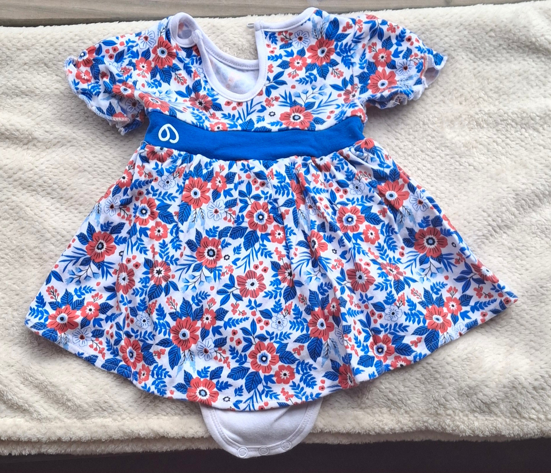 (#PG5158) 2 bodys/vestidos fiestas patrias . Marca Bambino