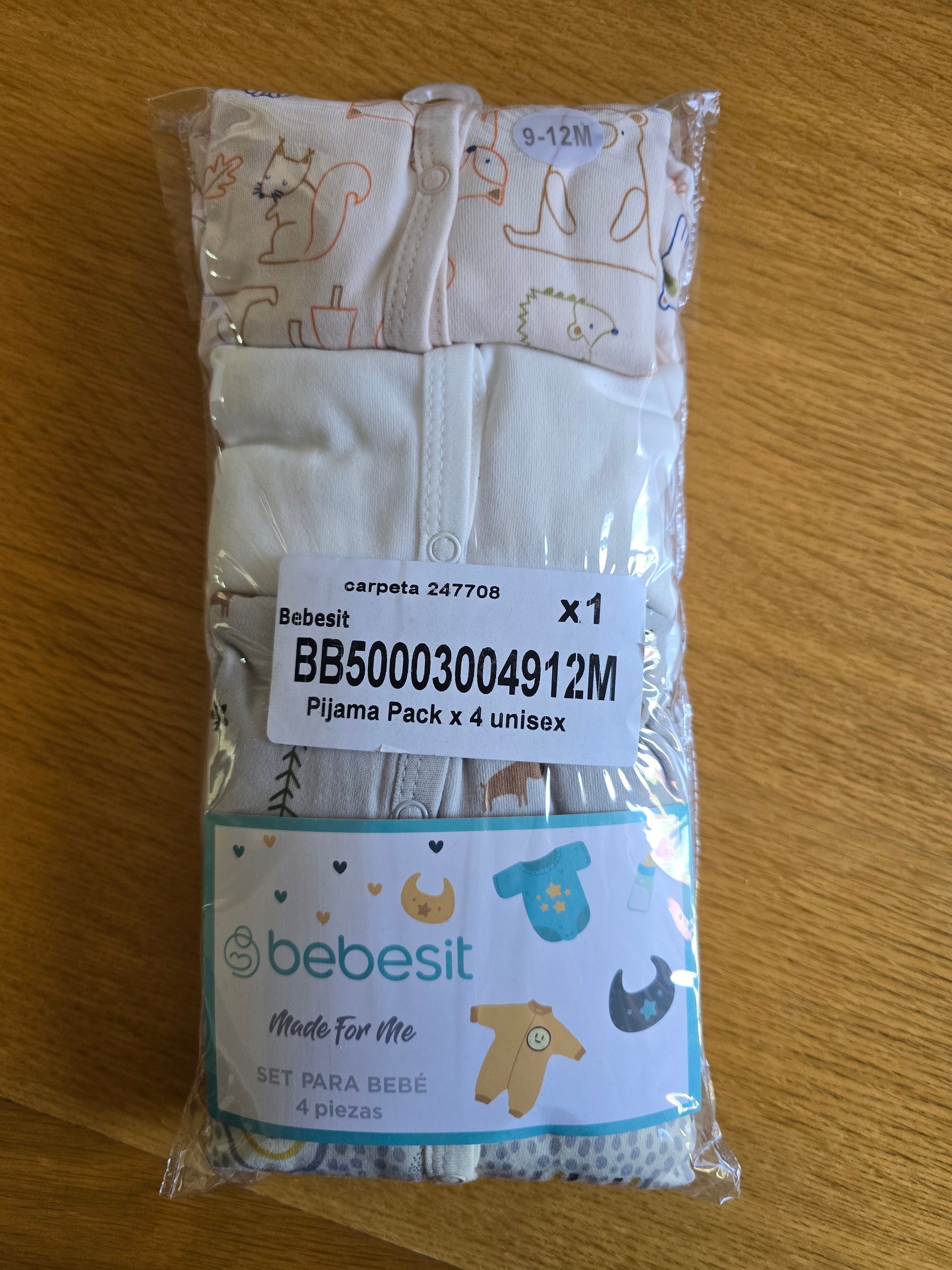 (#PG5439) Pack 4 pijamas + Audífonos protectores de ruido. Marca Bebesit