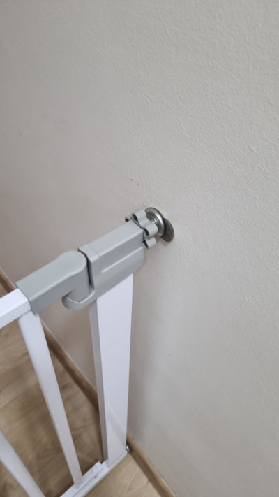 Reja de seguridad con extensor. Marca Genérica (#PG5899)