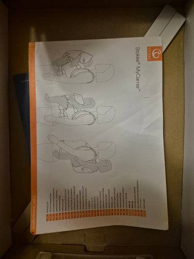 Mochila de porteo modelo My Carrier (front and back). Marca Stokke (#PG5947)