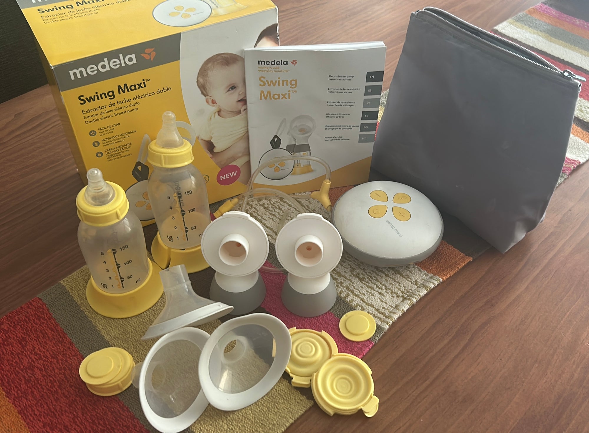 Extractor de leche eléctrico doble modelo Swing Maxi. Marca Medela (#PG5869)