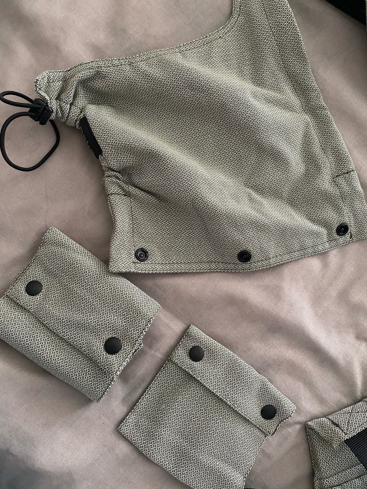 (#PG4497) Mochila ergonómica modelo Moss. Marca Neko Slings