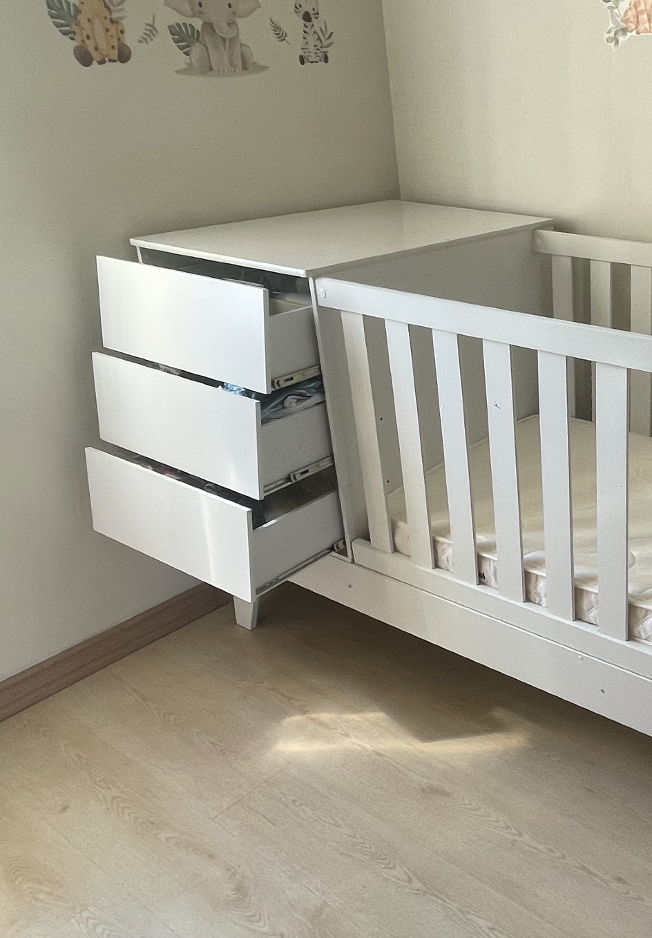 Cuna madera, modelo Noah Blanca. Marca Kidscool (#PG5636)