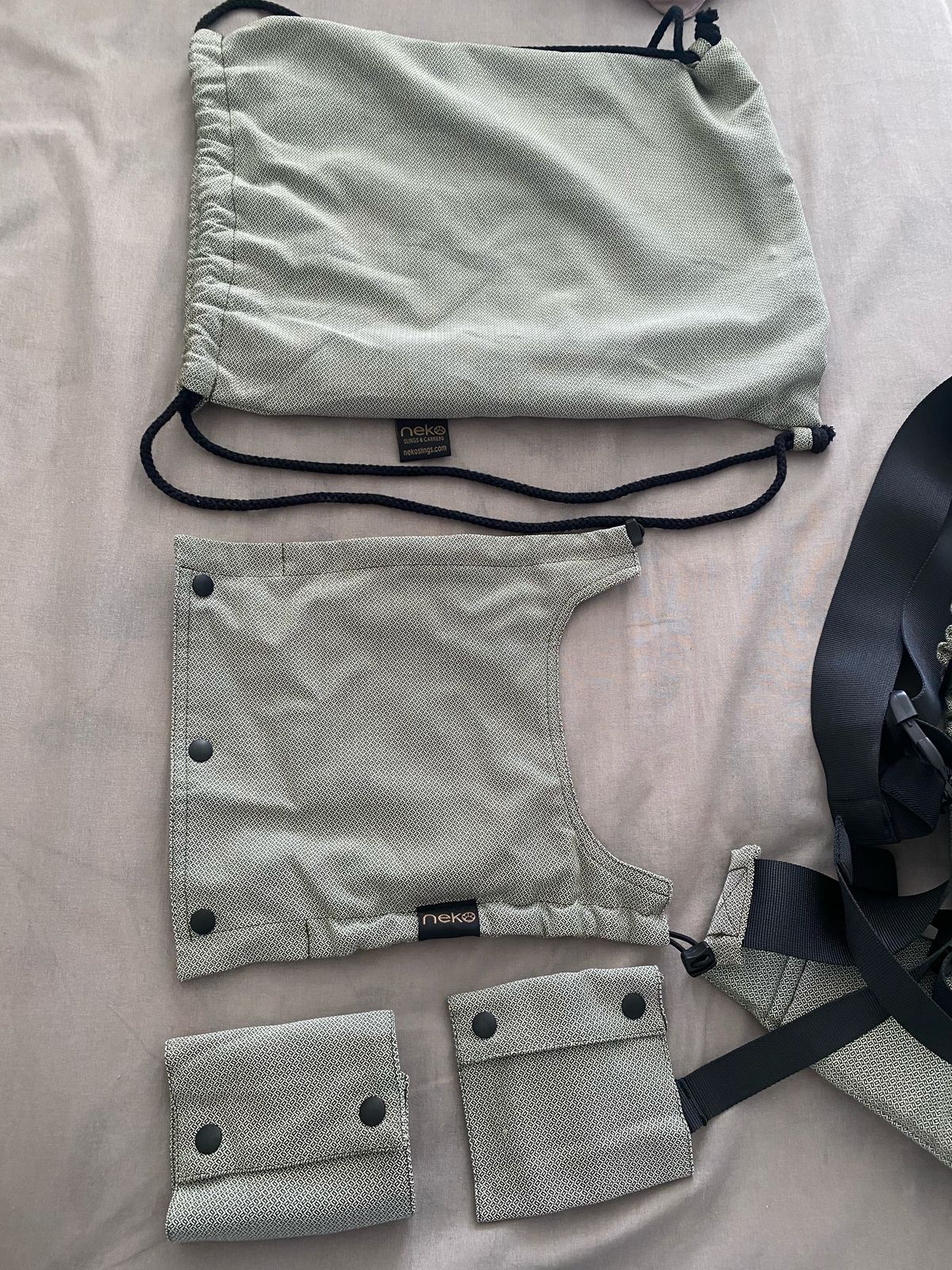 (#PG4497) Mochila ergonómica modelo Moss. Marca Neko Slings