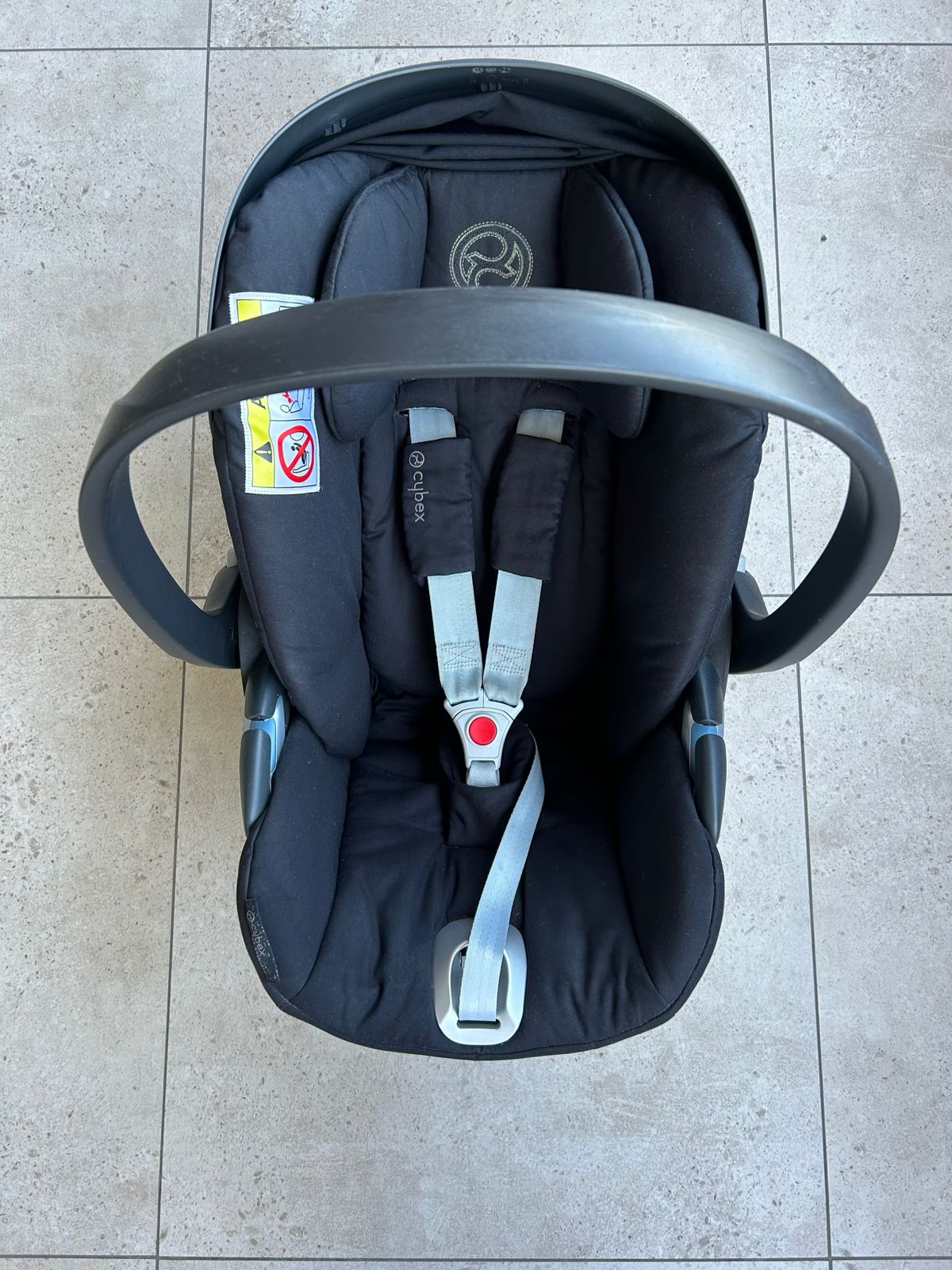 Coche Eezy Twist + silla nido huevito modelo Cloud Z-i Size. Marca Cybex (#PG5595)