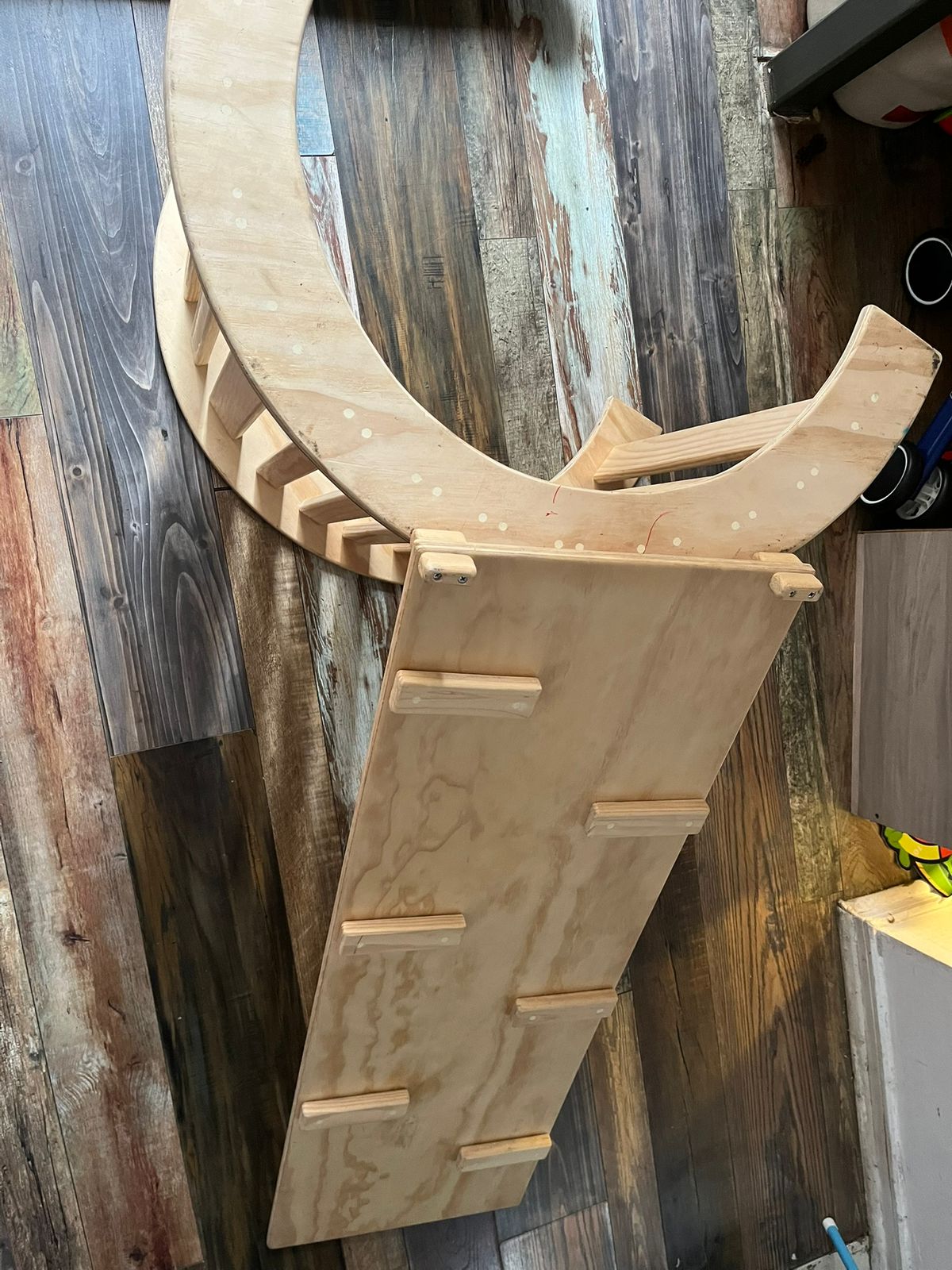 (#PG5344) Arco con cojín y rampla Montessori de madera. Marca Mandado a Hacer