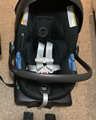 Silla de auto modelo Aton G + Base + Adaptadores. Marca Cybex (#PG5957)