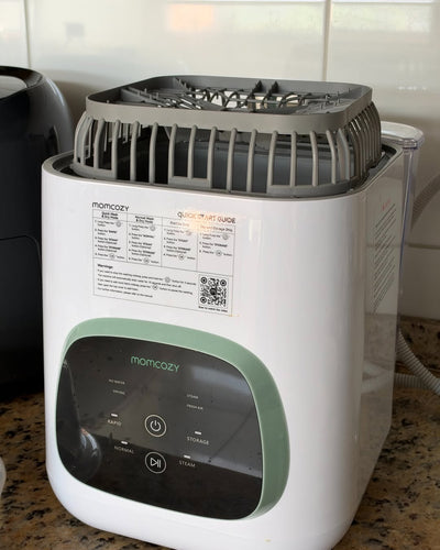 Lavadora y esterilizadora de mamaderas modelo Kleanpal Pro. Marca Momcozy (#PG5964)