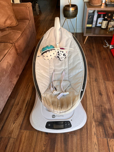 (#PG5276) Silla Mecedora modelo Mamaroo. Marca 4Moms