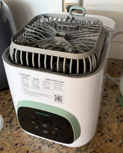 Lavadora y esterilizadora de mamaderas modelo Kleanpal Pro. Marca Momcozy (#PG5964)