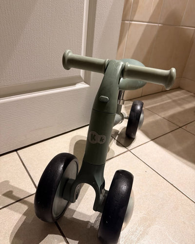 Bicicleta de equilibrio modelo Cutie Flash. Marca Kinderkraft (#PG5969)
