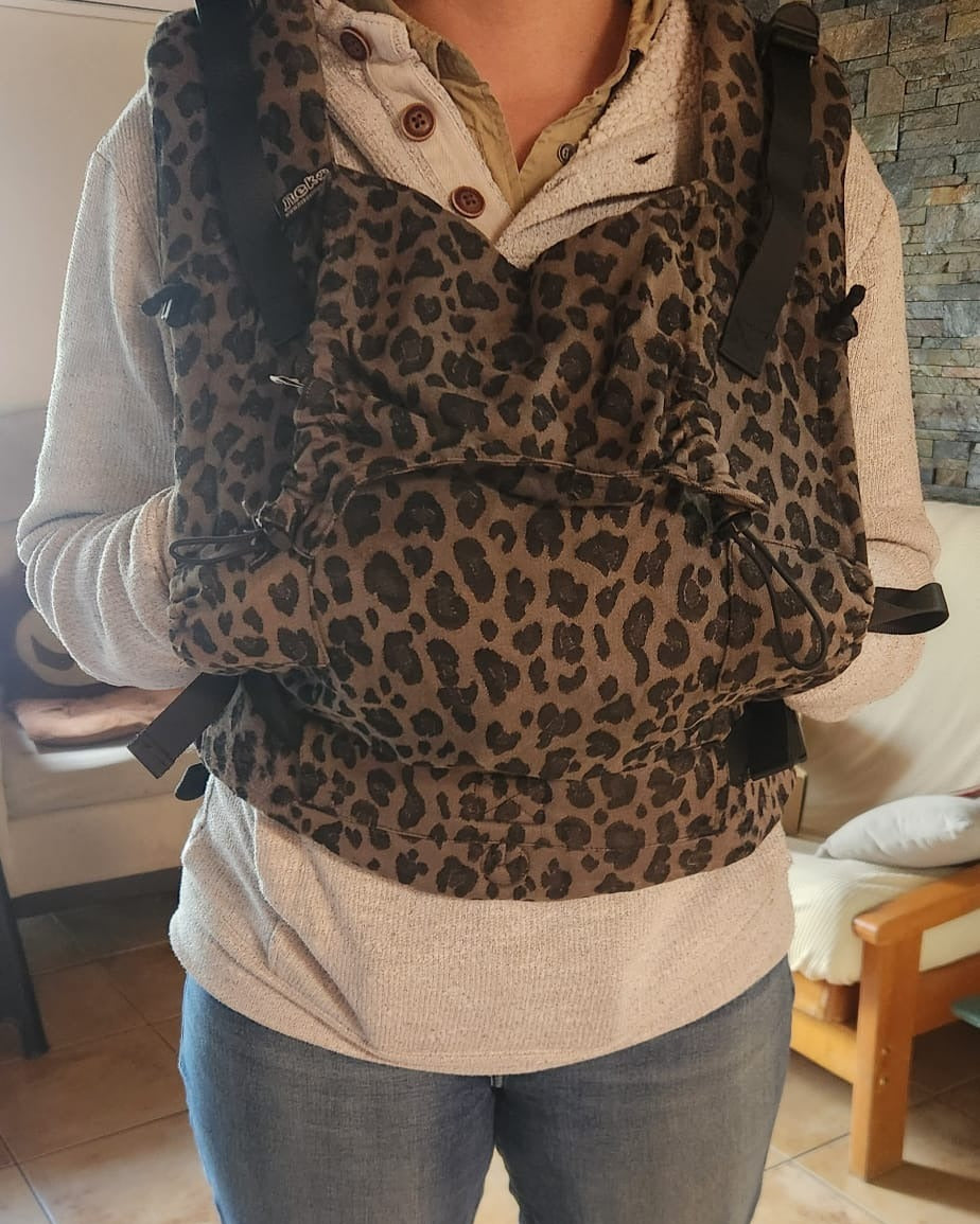 Mochila ergonómica modelo medio. Marca Neko (#PG5980)