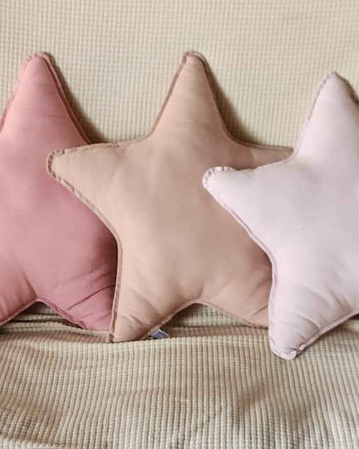 Set de 5 cojines en forma de estrella. Marca Abeja Reina (#PG5979)