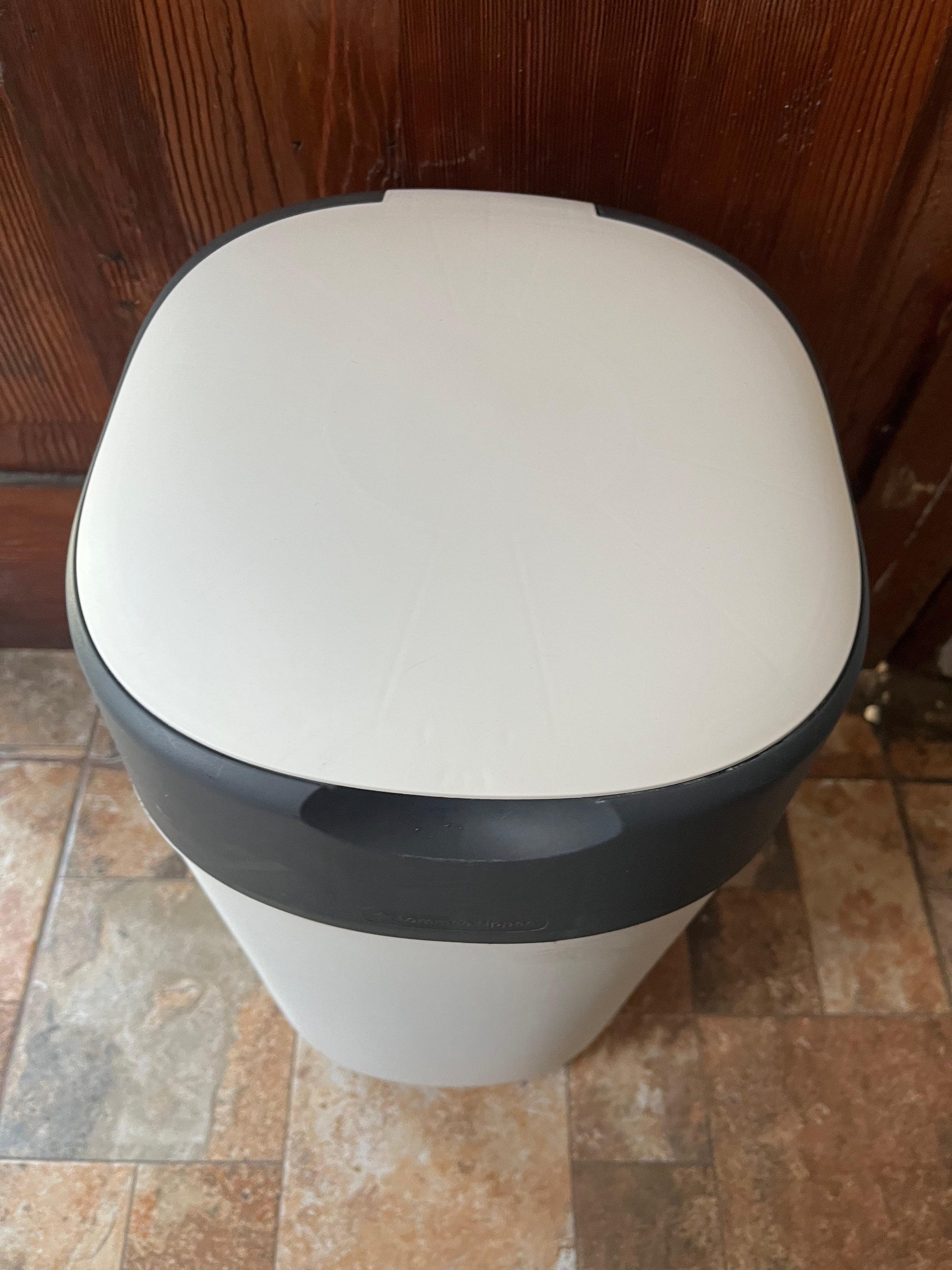 (#PG5244) Contenedor de pañales. Marca Tommee Tippee