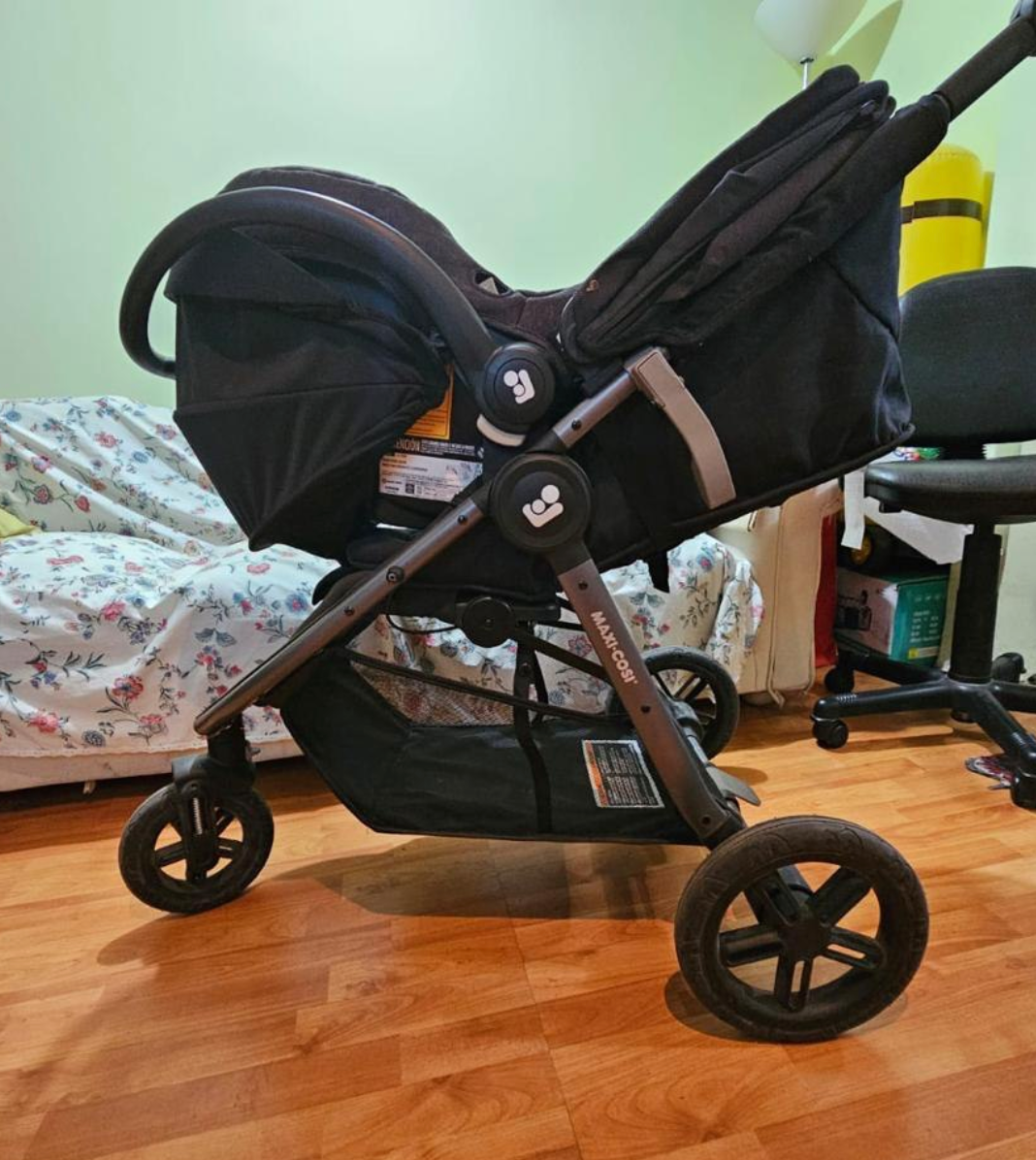 (#PG4051) Coche Travel System, modelo GIA XP Black. Marca Maxi Cosi
