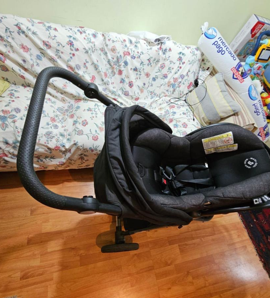 (#PG4051) Coche Travel System, modelo GIA XP Black. Marca Maxi Cosi