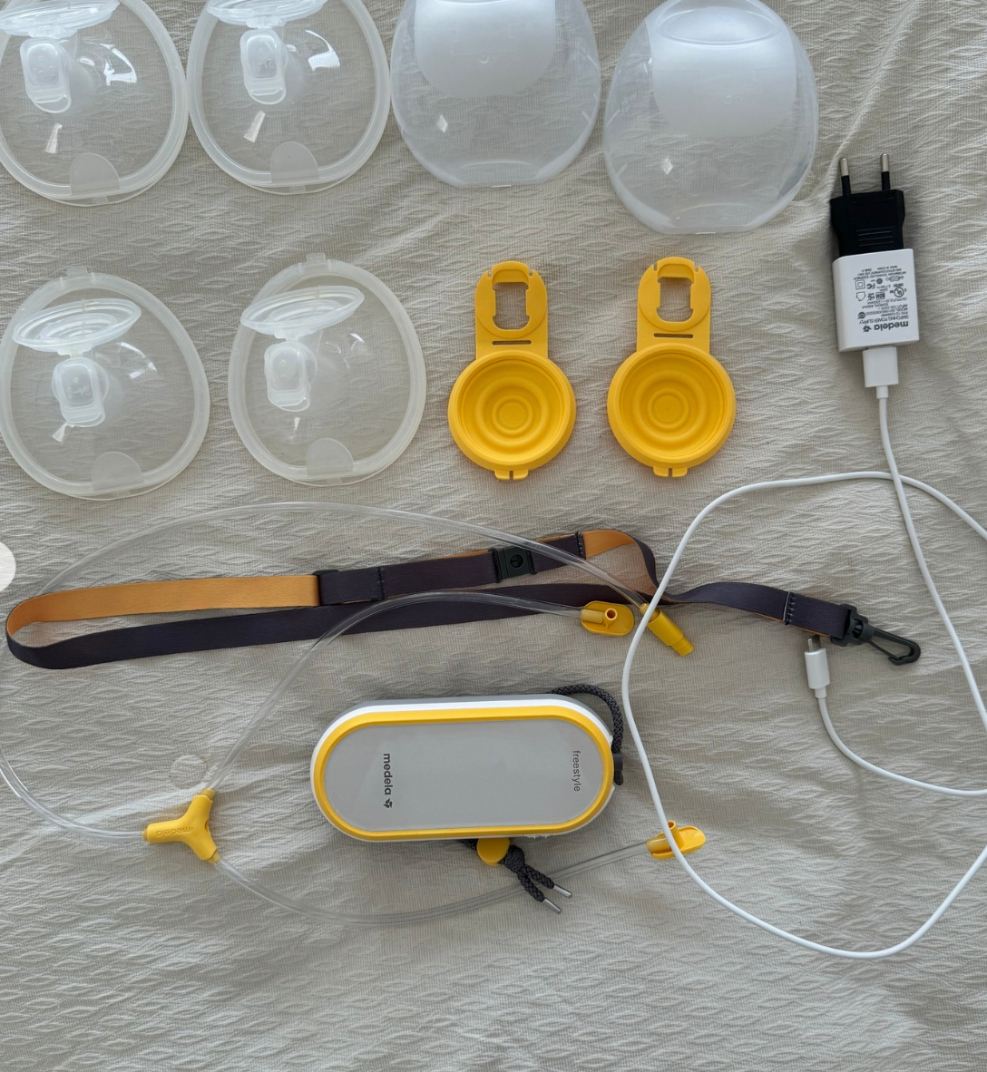 (#PG4188) Extractor de leche doble eléctrico modelo Freestyle Hands Free. Marca Medela