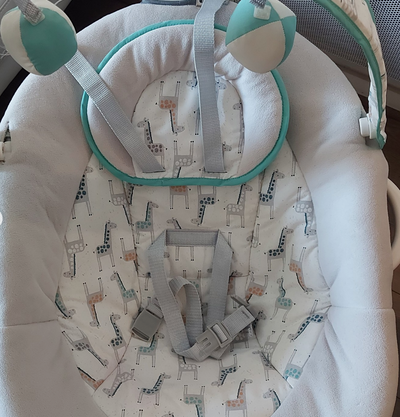 (#PG4212) Silla mecedora modelo Duet Sway Binder 2 en 1. Marca Graco