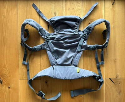 (#PG5285) Mochila portabebé Ergonómica modelo Boba X Denim Rain. Marca Boba