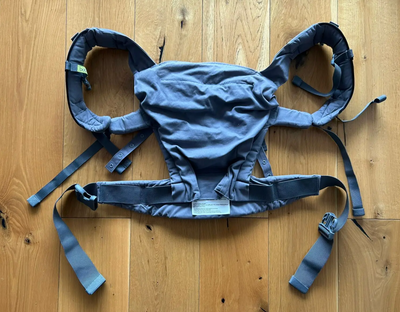 (#PG5285) Mochila portabebé Ergonómica modelo Boba X Denim Rain. Marca Boba