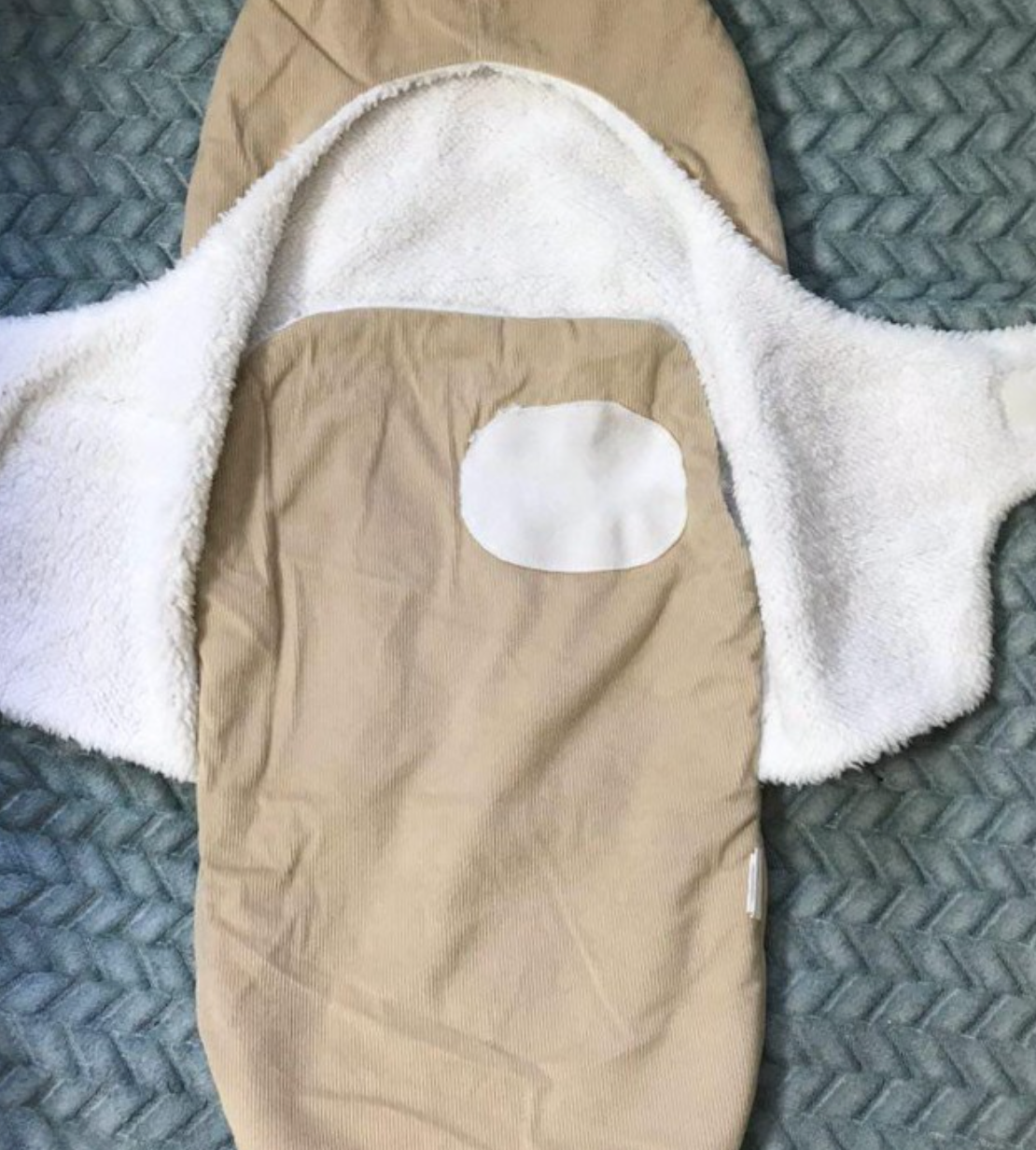 (#PG2621) Saquito de gato + Saquito de oso + Alfombra de conejo. Marca Pillin, Shein y Yahao Toys