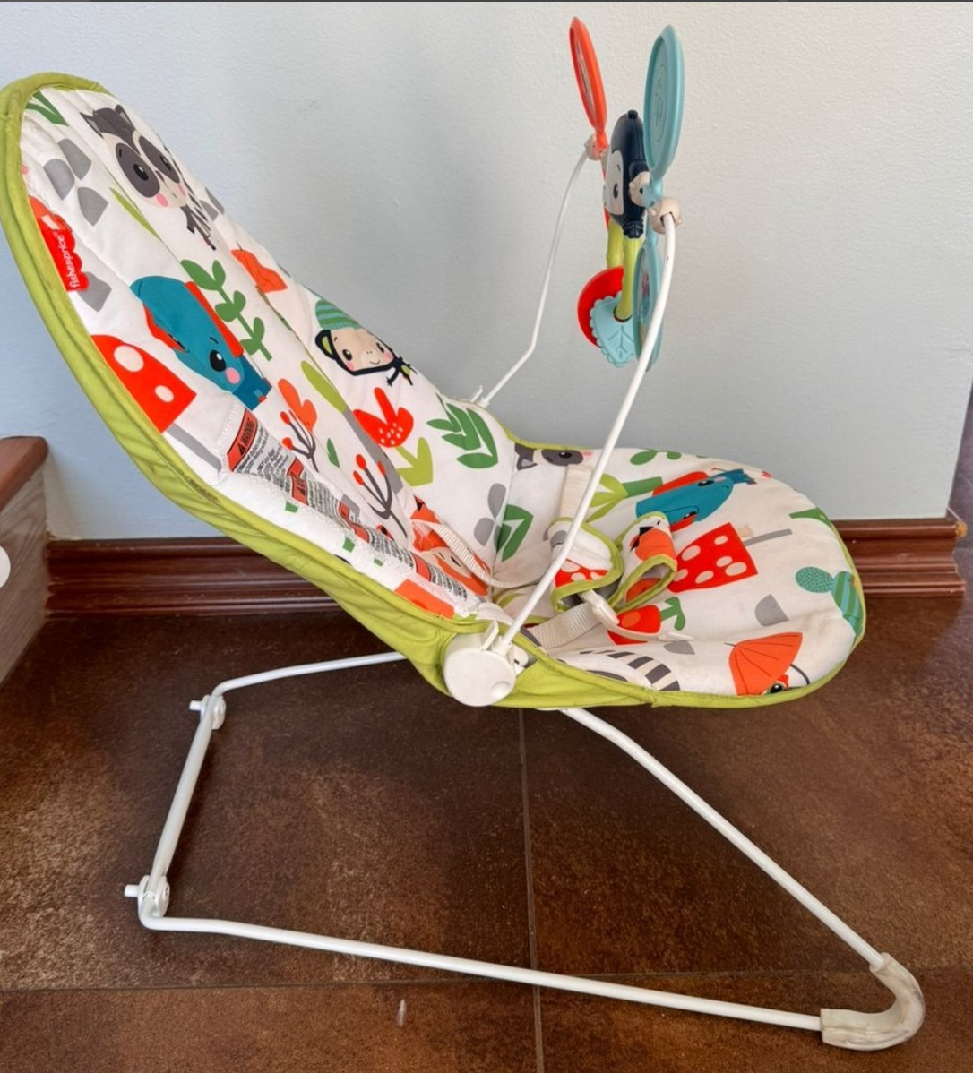 (#PG2675) Silla mecedora. Marca Fisher Price