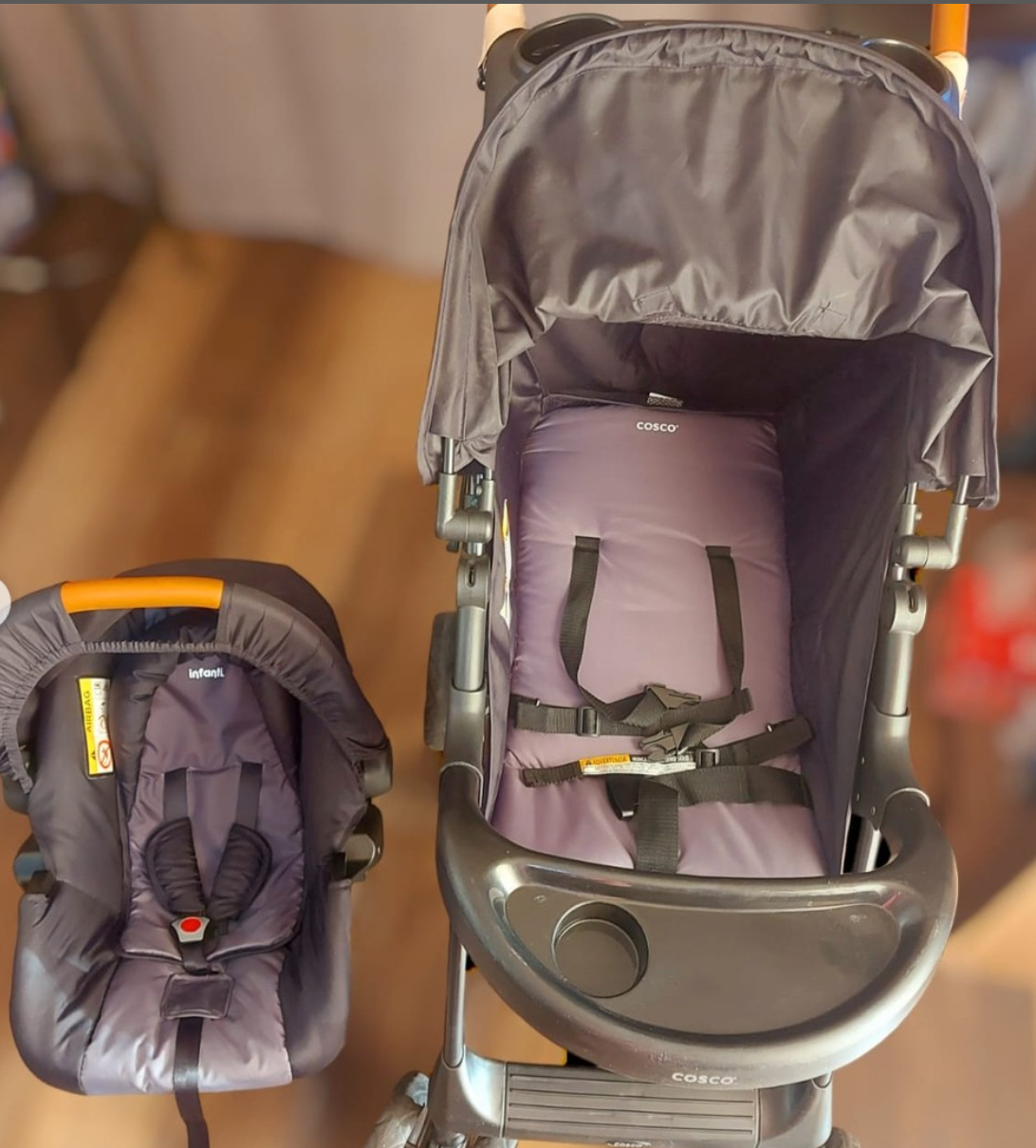 (#PG2678) Pack coche travel system + Calienta mamaderas. Marca Cosco y Bebesit