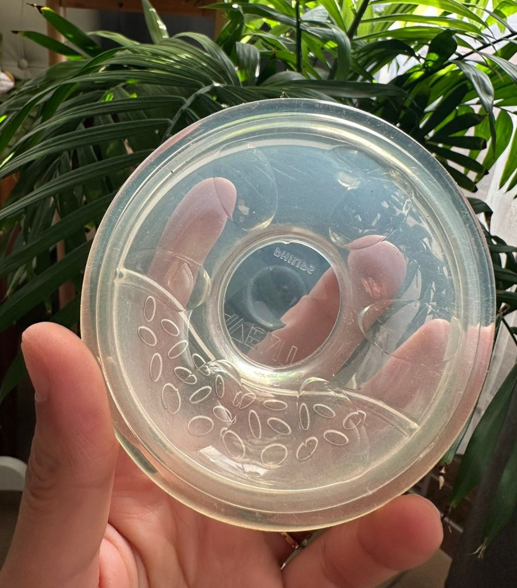 (#PG2691) Extractor de leche manual + conchas protectoras. Marca Phillips Avent