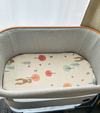 (#PG3939) Cuna Colecho modelo Lora Essential. Marca Maxi Cosi