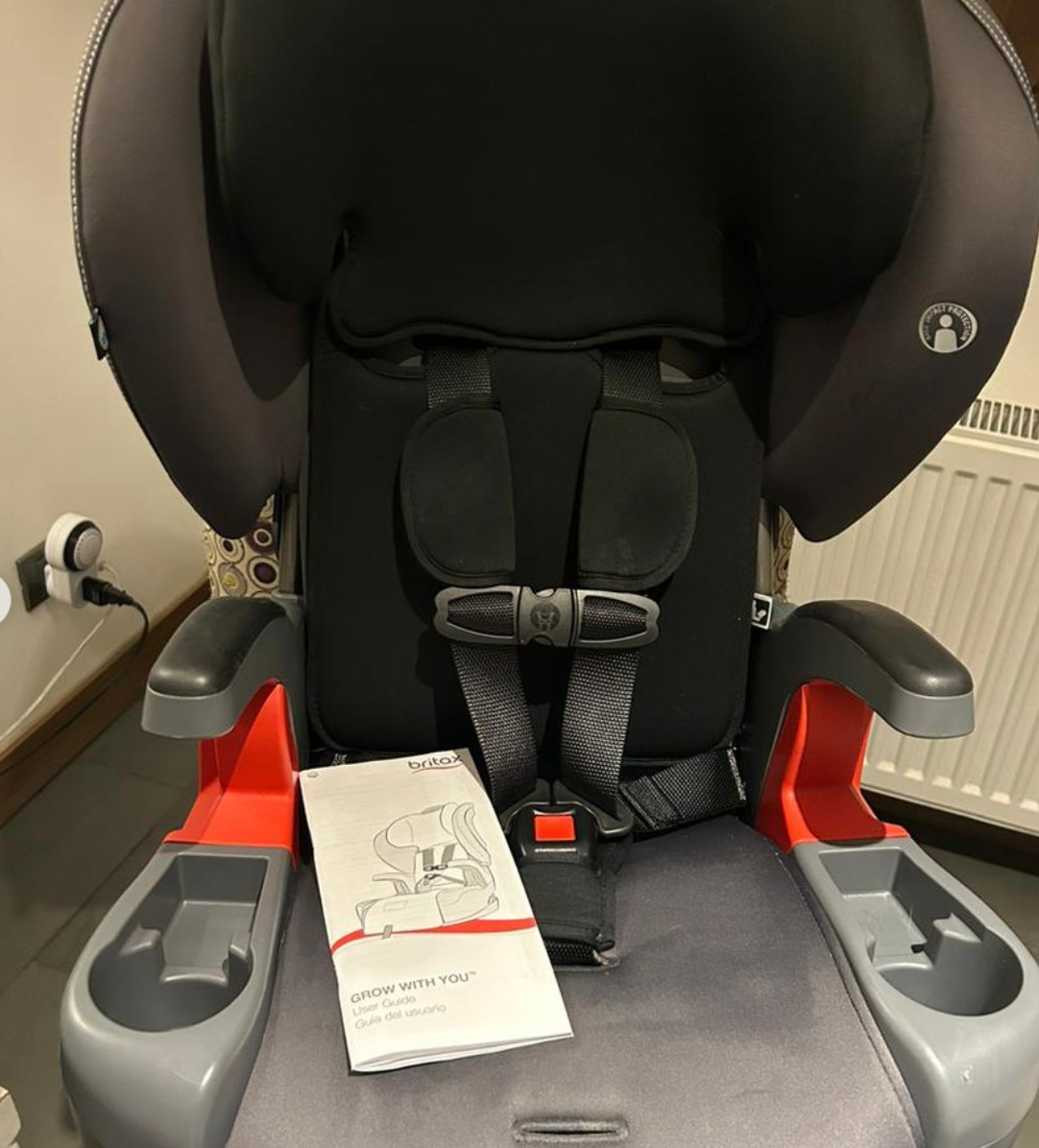 (#PG3943) Silla de auto modelo Grow with you. Marca Britax