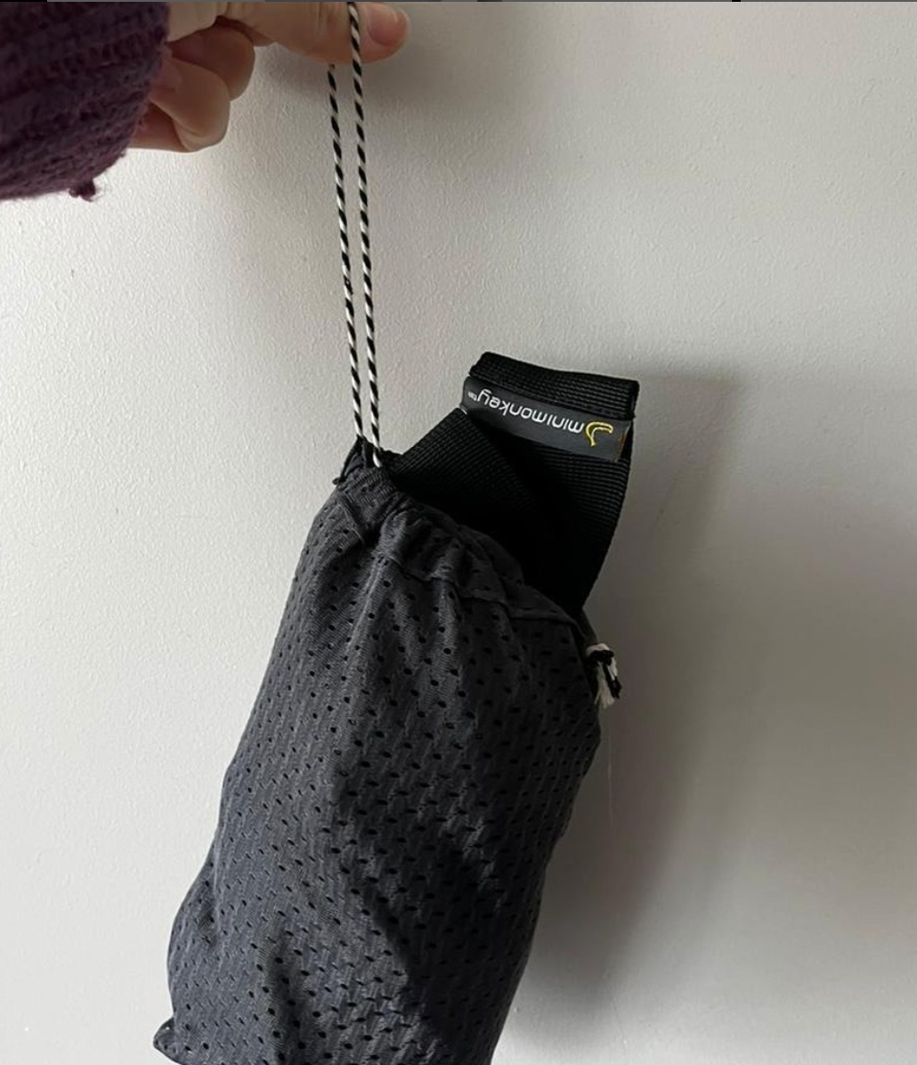 (#PG3486) Bandolera Mini Sling. Marca Minimonkey