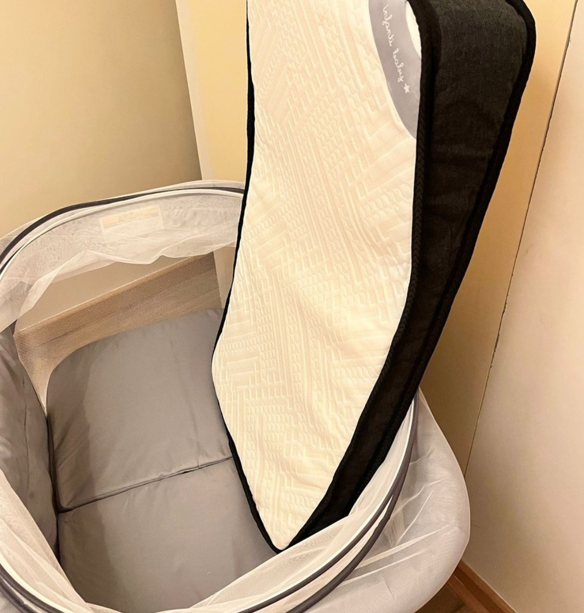 (#PG3487) Cuna Moisés Esmeralda. Marca Safety 1st