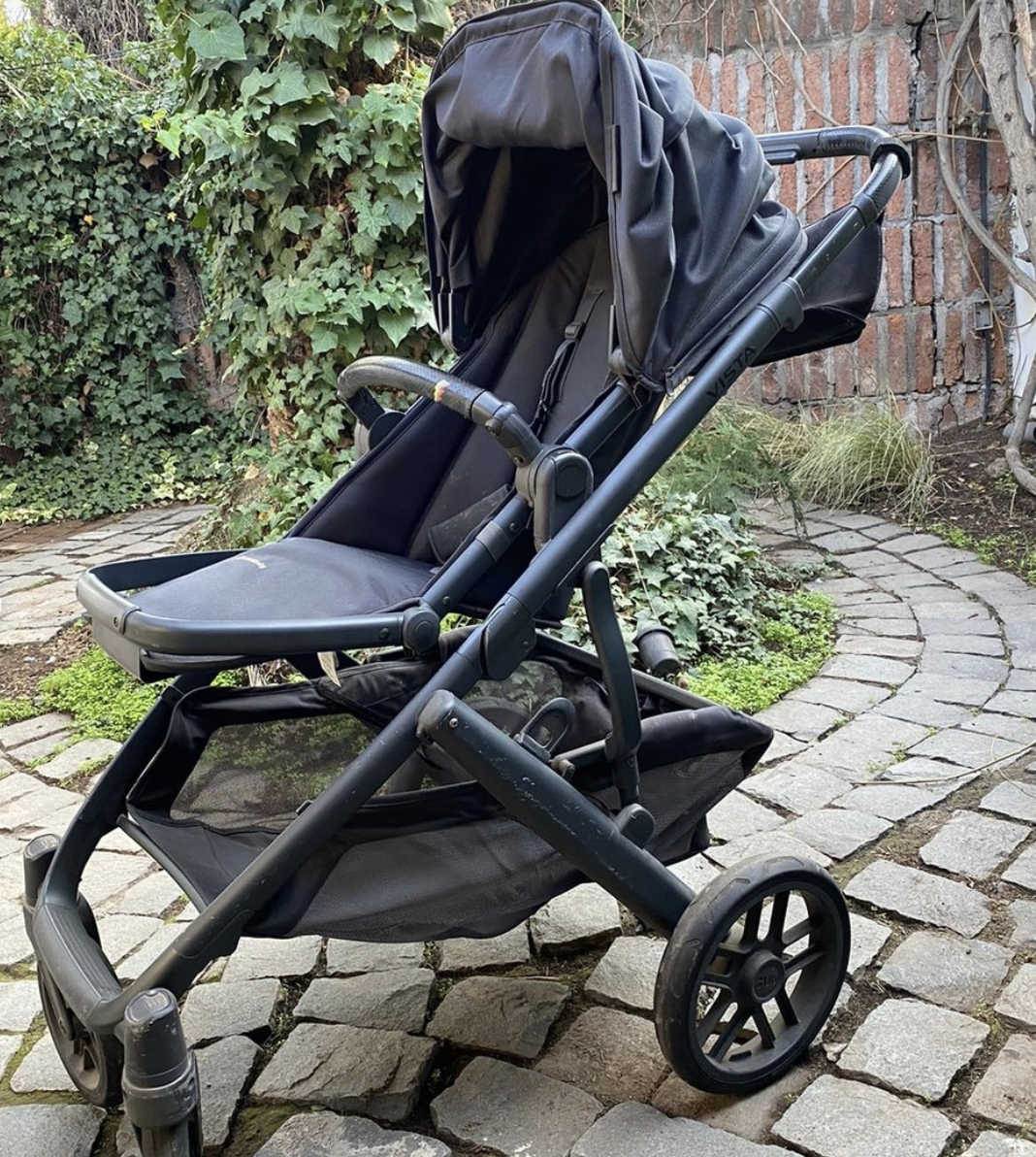 (#PG3491) Coche Vista V2 + Moisés + Accesorios. Marca Uppababy