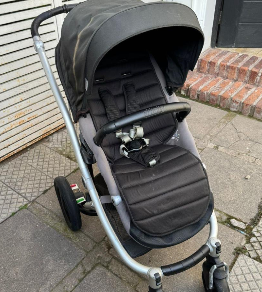 (#PG3999) Coche de paseo modelo Affinity. Marca Britax