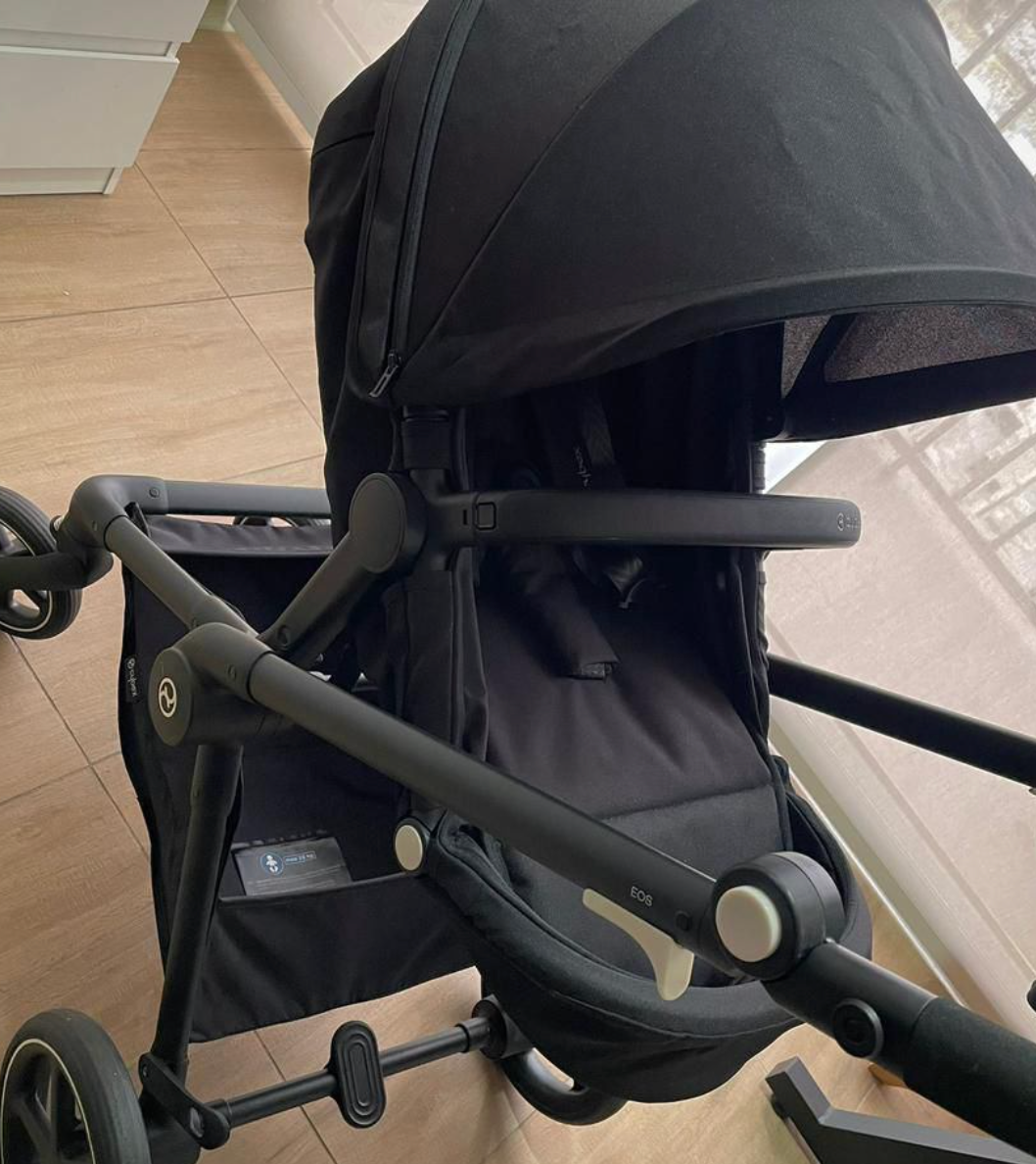 (#PG4001) Coche Travel System modelo Eos 2 en 1. Marca Cybex