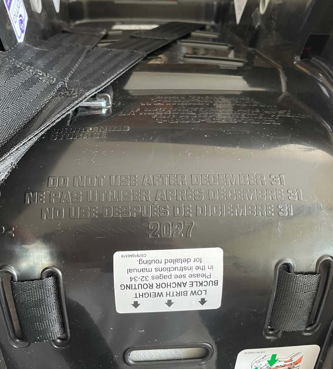 (#PG4028) Coche doble modelo Sit and Stand Onyx. Marca Babytrend