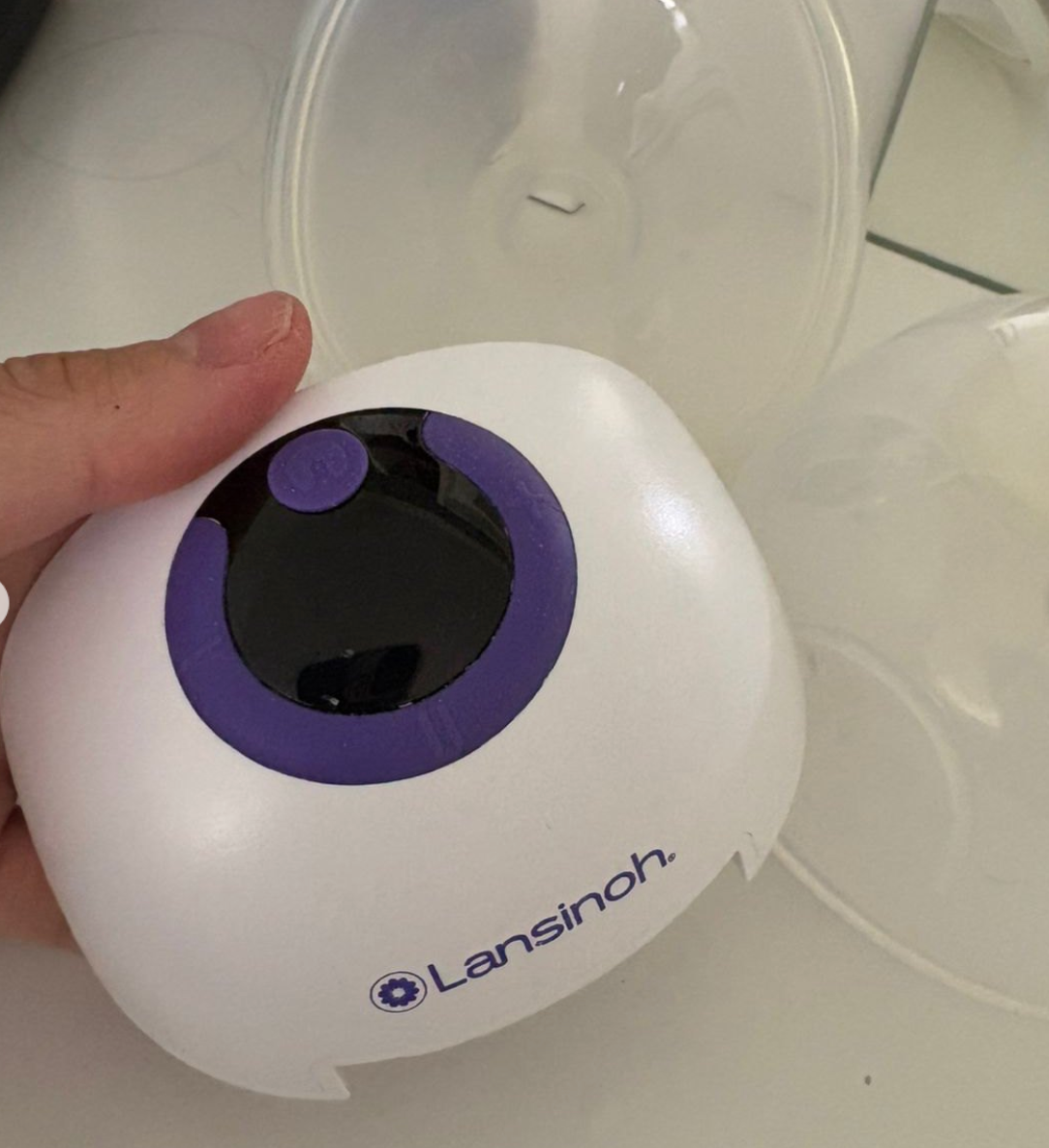 (#PG4050) Extractor de leche simple modelo DiscreetDuo. Marca Lansinoh