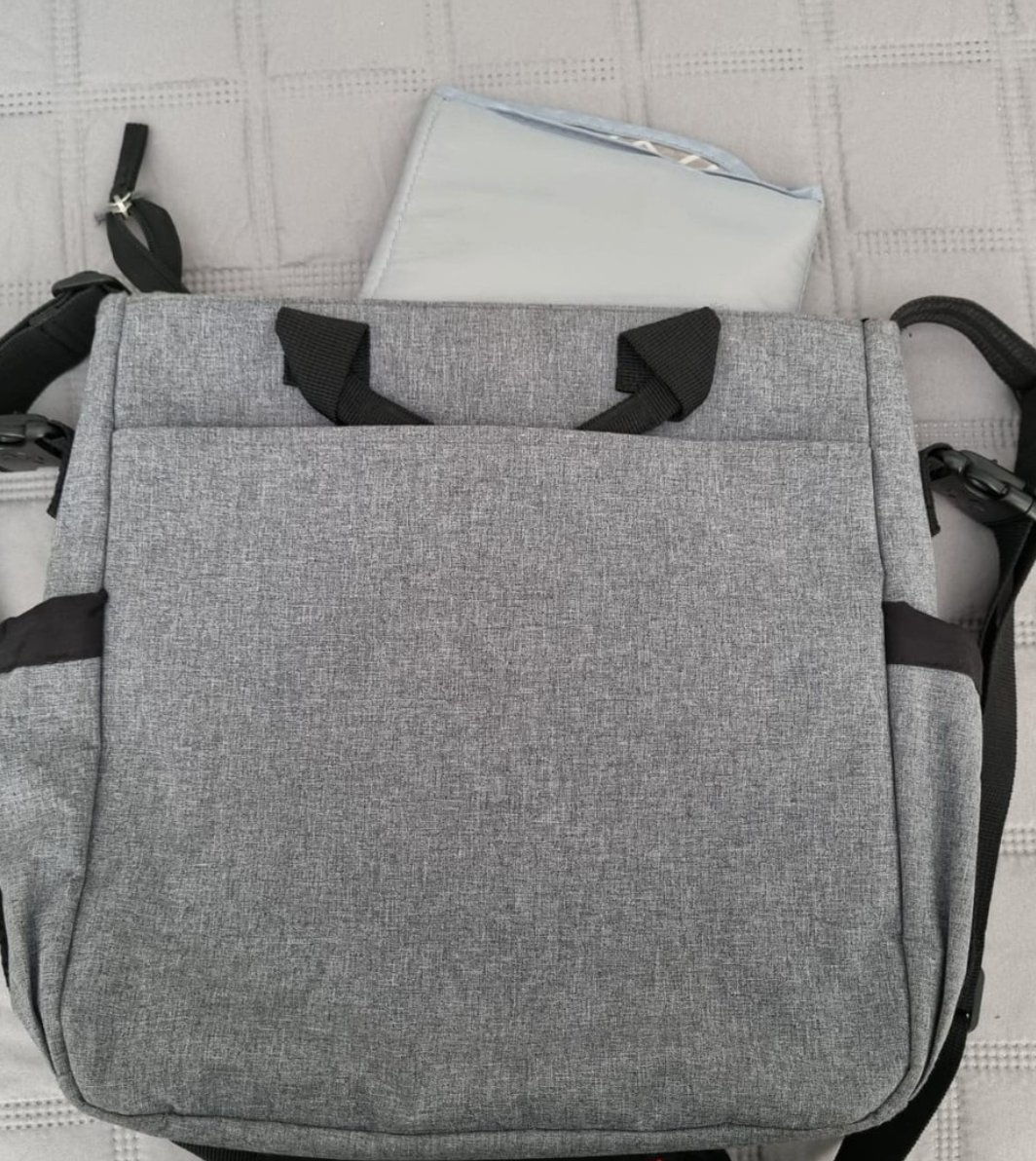 (#PG4057) Bolso maternal. Marca Skip Hop