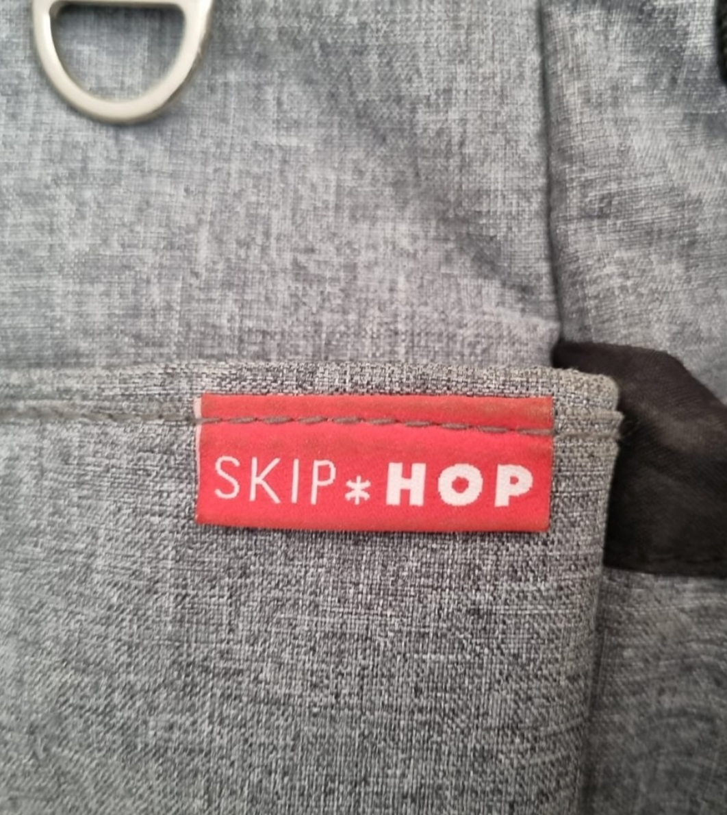 (#PG4057) Bolso maternal. Marca Skip Hop